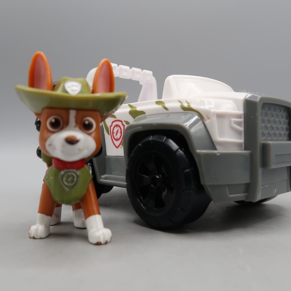 Paw Patrol Tracker Pup Figure Jungle Cruiser Vehicle Jeep Set